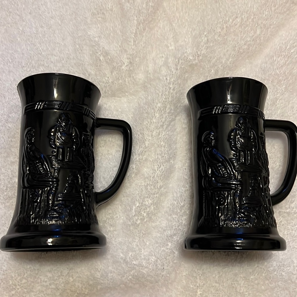 VINTAGE TIARA BLACK AMETHYST GLASS Beer Stein - Set of 2